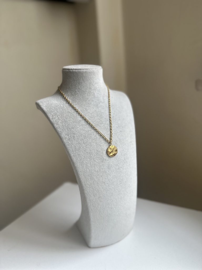Gold Güneş Desen Çelik kolye