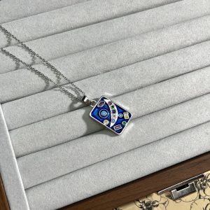 Gümüş Rengi Renkli Gökyüzü Figürlü Çelik Kolye