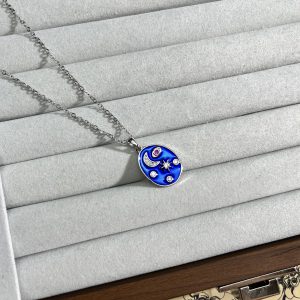 Gümüş Rengi Renkli Gökyüzü Figürlü Çelik Kolye