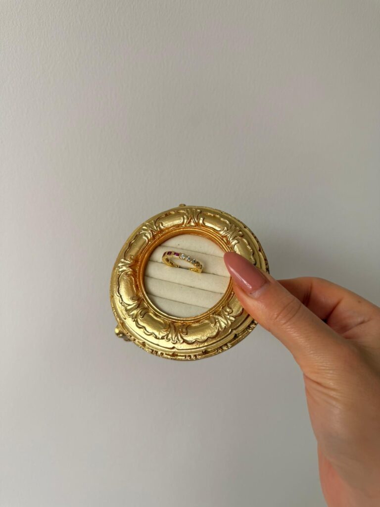 Gold Taşlı Renkli Yüzük