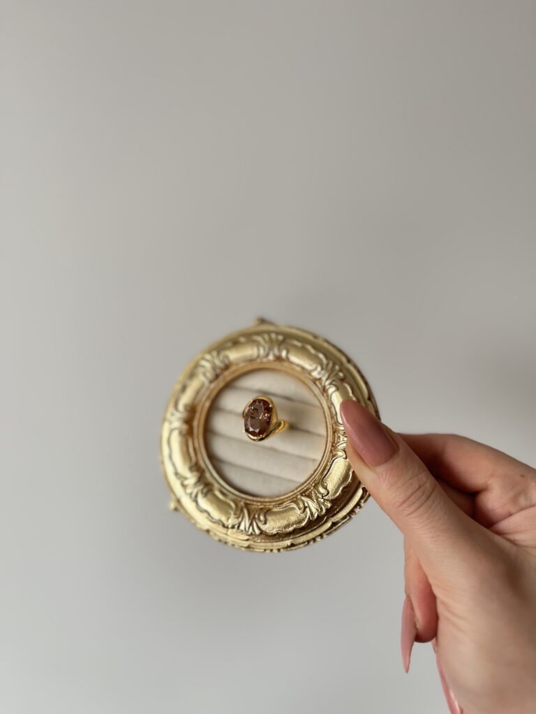 Gold Kahverengi Taş Yüzük