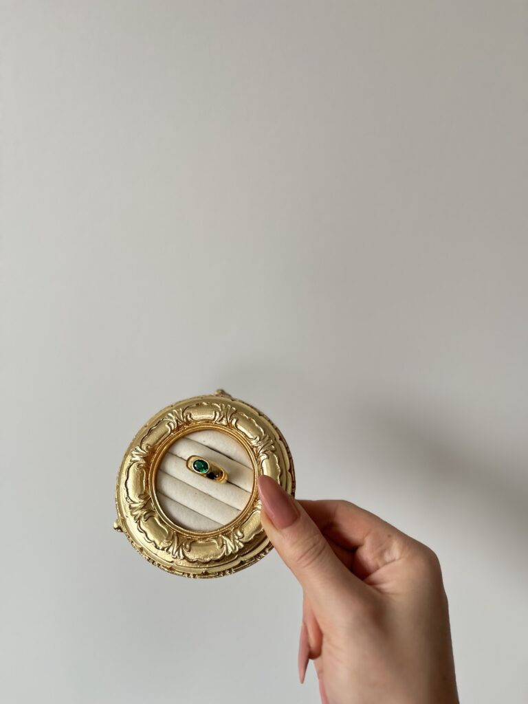 Gold Yeşil Taş Yüzük