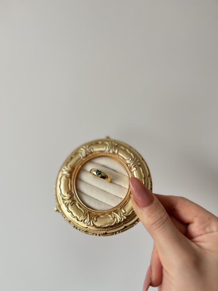 Gold Yeşil Taş Yüzük