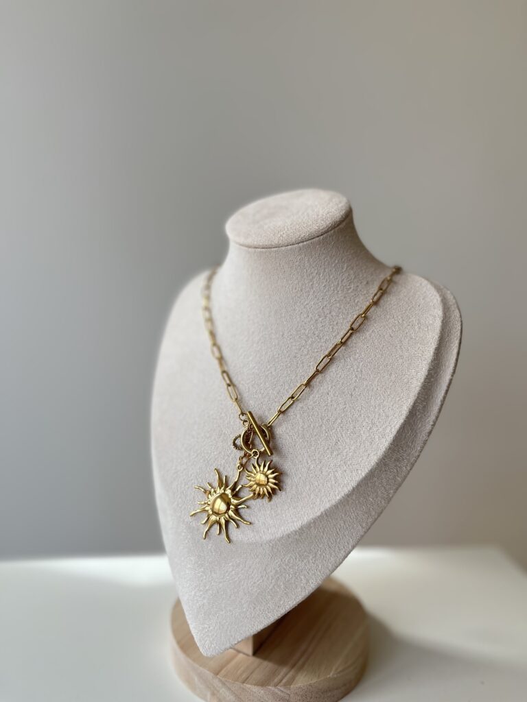 Gold Charmmlı Güneş Kolye