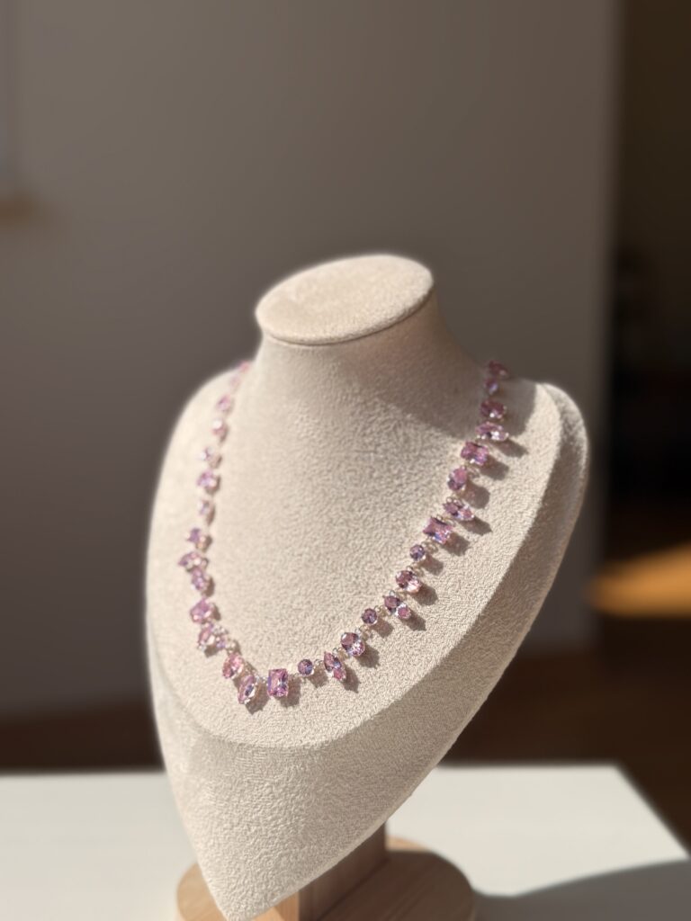 Silver Pembe Taş Tasarım Kolye