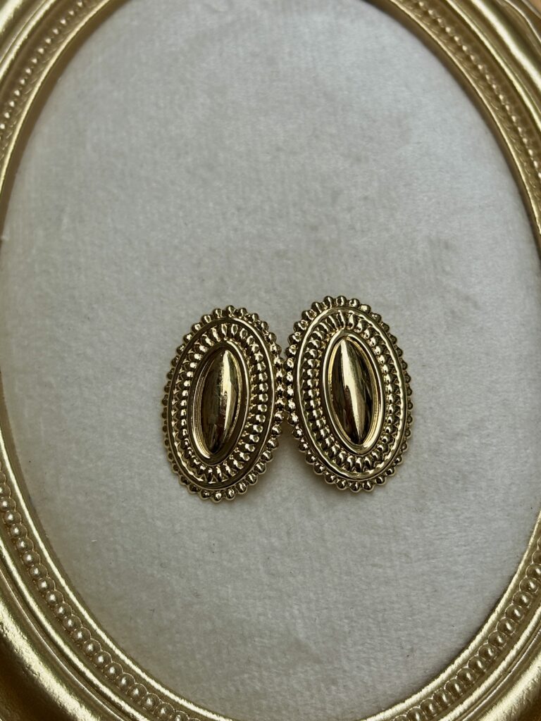 Vintage Oval Gold Küpe