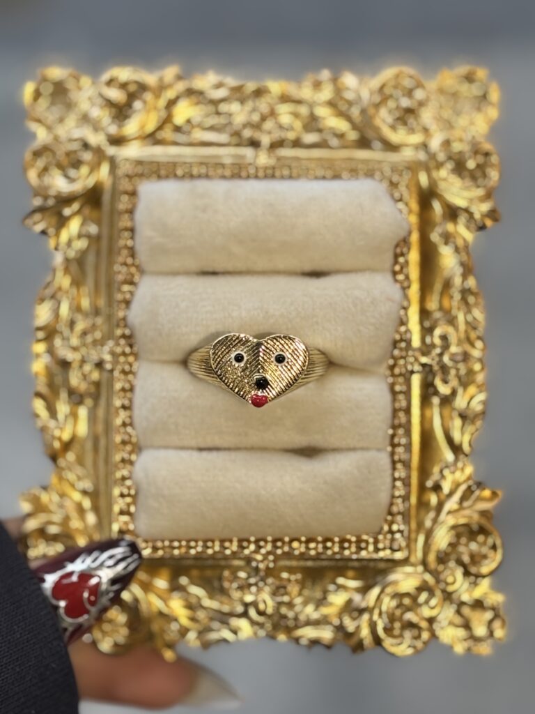 Gold Köpek Figürlü Yüzük